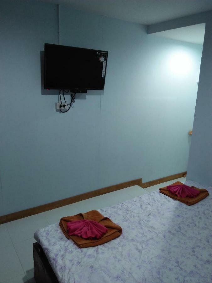 Wattana Home Тхонг Пха Пхум Экстерьер фото